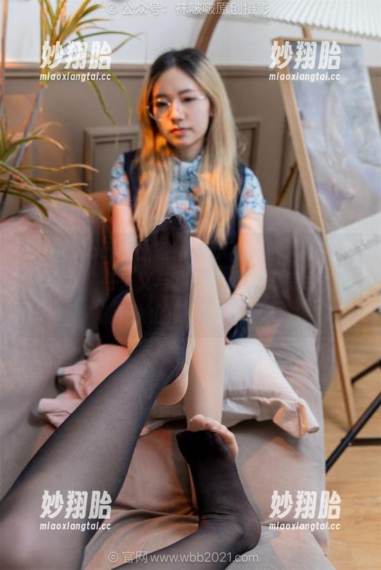 BoBoSocks袜啵啵 - 小甜豆的“小女警”写真，在正义与甜美之间游刃有余，谁能把她的眼神拒绝呢？