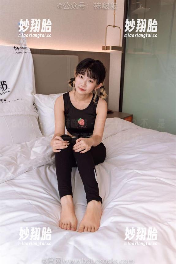 BoBoSocks袜啵啵-稚予 BoBoSocks袜啵啵 - 五一快乐?不,是稚予的五一高清写真下载狂欢!