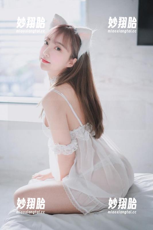 HaNari(하나리)LeeheeExpress：图集里的奇妙表情和光影游戏！