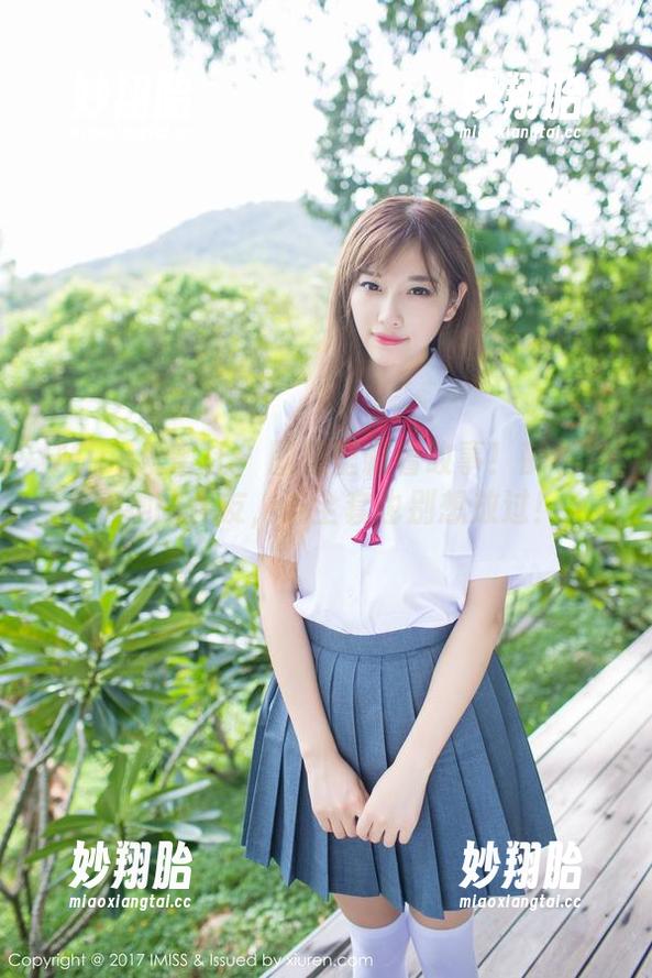 IMiss爱蜜社 - 图集里藏着故事！酥小白和她的女友，连全套也别想放过！
