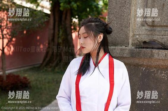 MiiTao蜜桃社-陌子Mandy MiiTao蜜桃社 - 陌子Mandy学妹的神秘气场:原图让人眷恋,图集更是让人着迷!