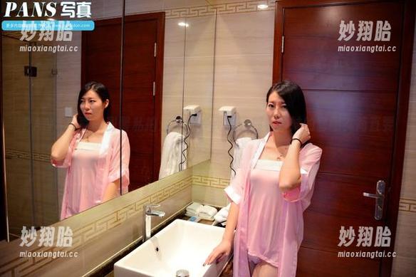 PANS写真-甜馨 PANS写真 - 甜馨私拍:谁允许我每天都看学妹的套图?简直要命。