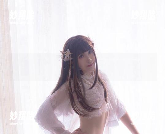 Sakiiii翎柒 跟着Sakiiii翎柒的长腿私拍走进梦中,为什么腿能这么美?