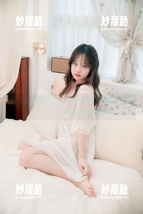 想知道万圣节怎么过得特别吗？快来看看Sia(시아)的定制写真！