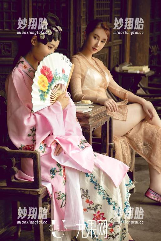 UGirls尤果网-李思宁 UGirls尤果网 - 李思宁的原图连衣裙,肚子里的潮流小火焰被点燃了!