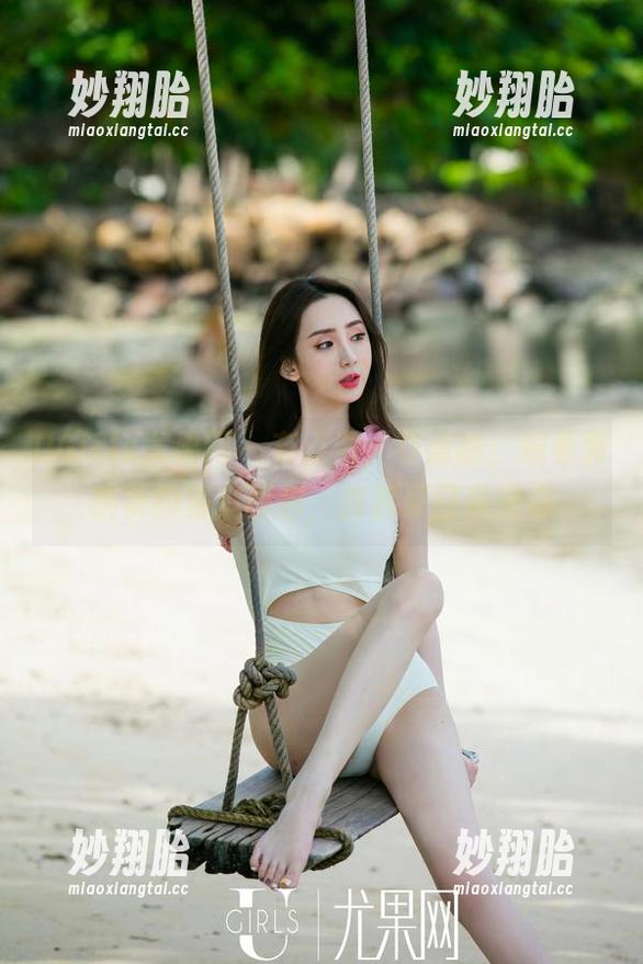 UGirls尤果网 - 有点湿，有点热：观看郭婉祈的浴室图包，挑起夏日私密感