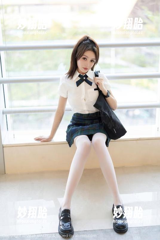 XIAOYU语画界-徐莉芝 XIAOYU语画界 - 看看这位女孩——徐莉芝的精选图片,真是个小妖精