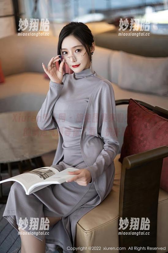 Xiuren秀人网-sibyl是女巫 Xiuren秀人网 - 旗袍图集来啦!Sibyl的飘逸气质等你下载,快来跟风!