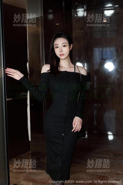 Xiuren秀人网 - 无圣光的诱惑：vetiver嘉宝贝儿JK作品，让你无法移开视线