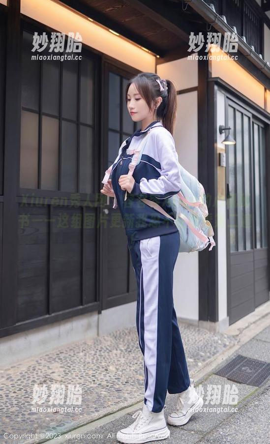 Xiuren秀人网-容容容Alice Xiuren秀人网 - 容容容Alice的心机秘书——这组图片更新我忍不住想看第二遍!