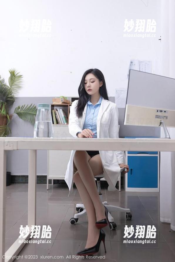 Xiuren秀人网-萌汉药baby Xiuren秀人网 - 丝袜的魅力:萌汉药baby的图片合集,时光在这里静止!
