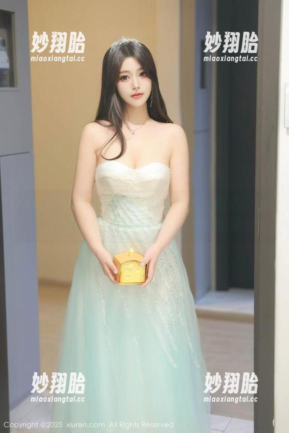 Xiuren秀人网-黄歆苑 Xiuren秀人网 - 当黄歆苑遇上甜心写真:图包里的每一张都想当我明天的早餐!