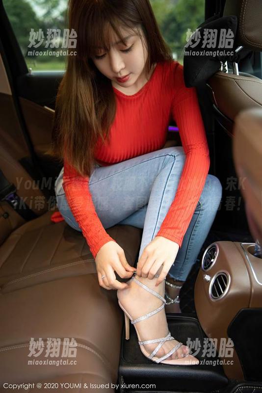 YouMi尤蜜荟-宋KiKi YouMi尤蜜荟 - 校服不是冷冰冰的:宋KiKi带你感受温暖,套图更新,点燃青春!