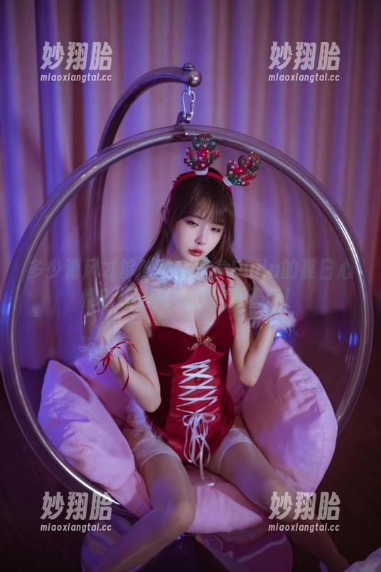 多少海风才够吹散余多多Dudu的夏日心情？海边写真分享等着你！