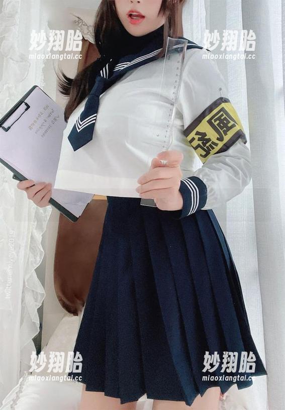 你烨烨 光影模糊,你烨烨与蕾丝的美丽游戏