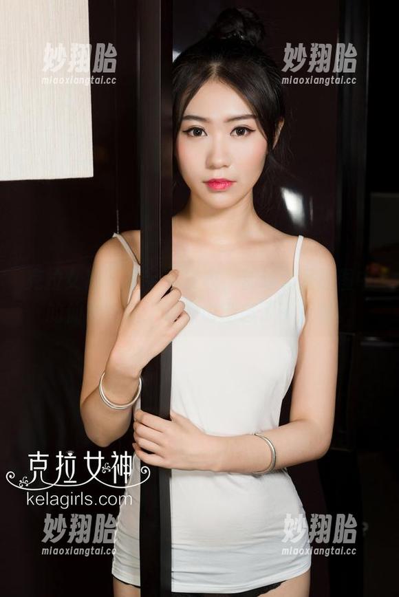 克拉女神 - 芊芊穿皮衣，那绝对是原图中的仙女降临！资源也别忘了带走哦。