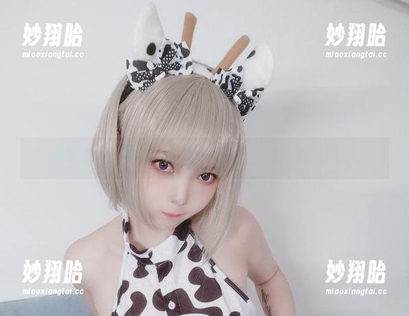 名赖弥七 名赖弥七的全套写真,竟让我拿白兔兔当灵感画饼!