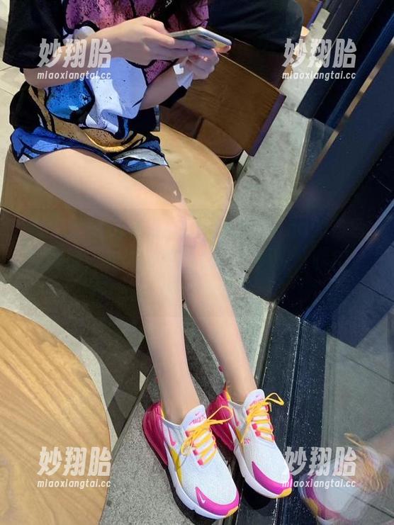 小仙女ELaine 微密圈 - 这一季,小仙女ELaine的白色写真集,宛如春天的第一缕阳光,暖得恰到好处!
