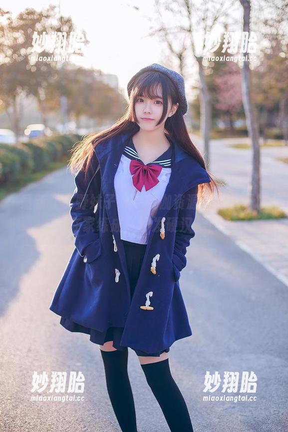 小野妹子w 最新“小野妹子w”瑜伽资源:你也可以在家练成“沙发硬汉”!