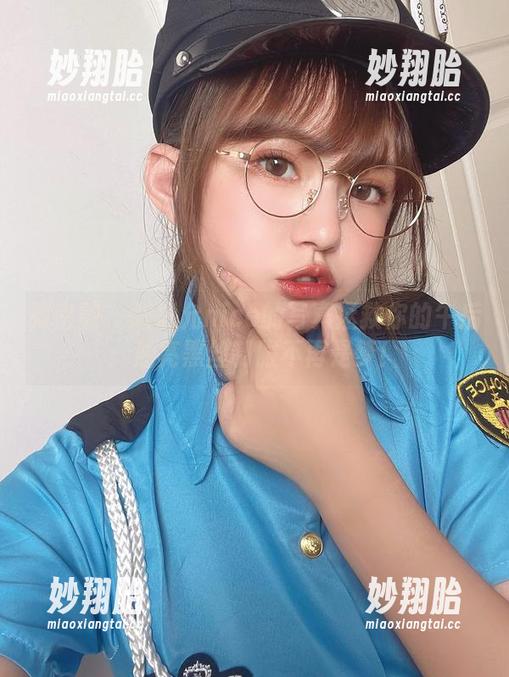 微密圈 - 张思允nice的写真拯救你的午后：油亮黑丝制服不再是梦！