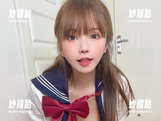 微密圈 - 那些年，张思允nice在白吊带袜下的瞬间合集，真是让人心动！