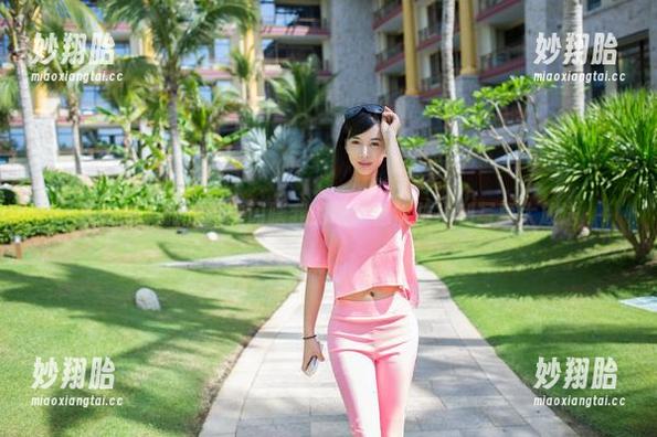 推女郎 - 眼镜都快闪瞎我的眼！赵惟依福利写真大放送