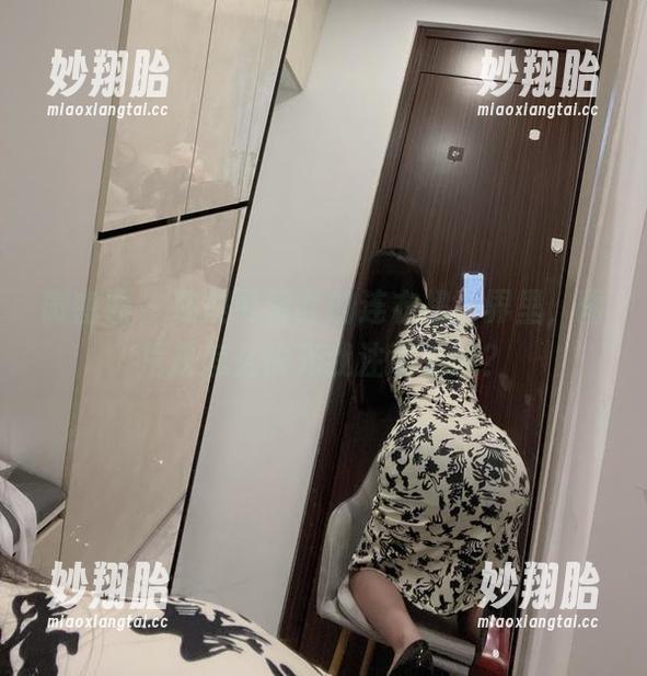 是可馨吖 微密圈 - 在是可馨吖的连衣裙世界里,图片是怎么偷光我注意力的?