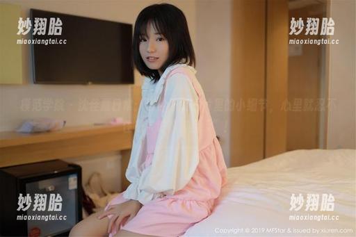 模范学院 - 沈佳熹日常：当你发现图片里的小细节，心里就忍不住想“好像有点撩”！