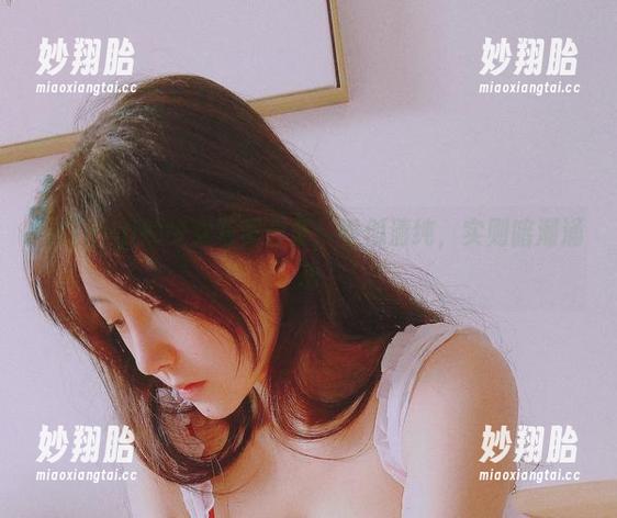 樱晚gigi 樱晚gigi的少女写真合集:看似清纯,实则暗潮涌动