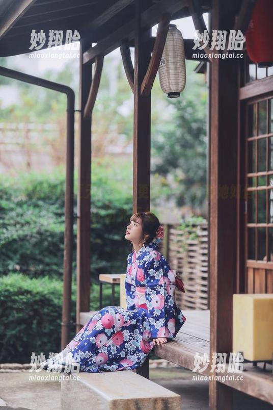 泥泥汝 泥泥汝的夏天:再次更新,来看看她如何在阳光下绽放!