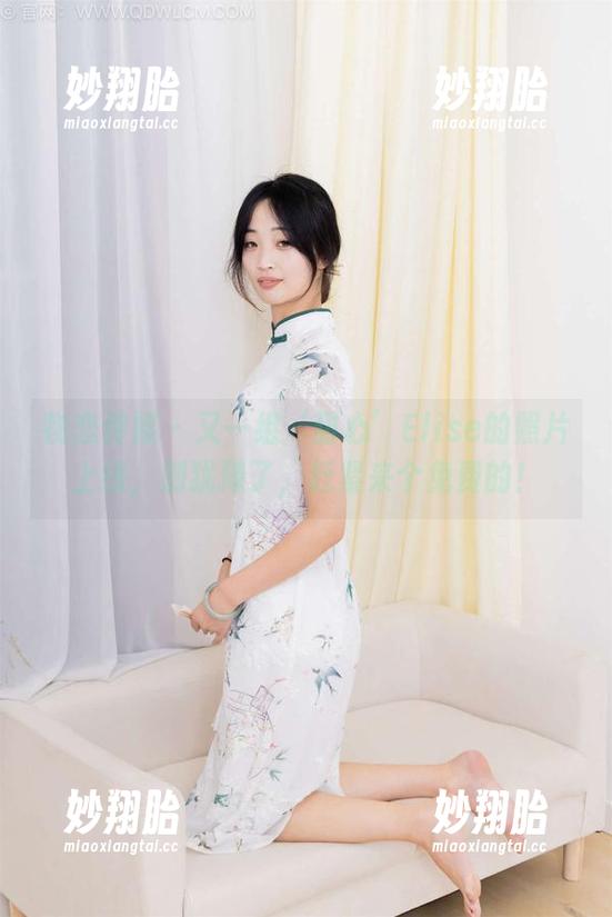 物恋传媒-elise 物恋传媒 - 又一组‘甜心’Elise的照片上线,别犹豫了,赶紧来个免费的!