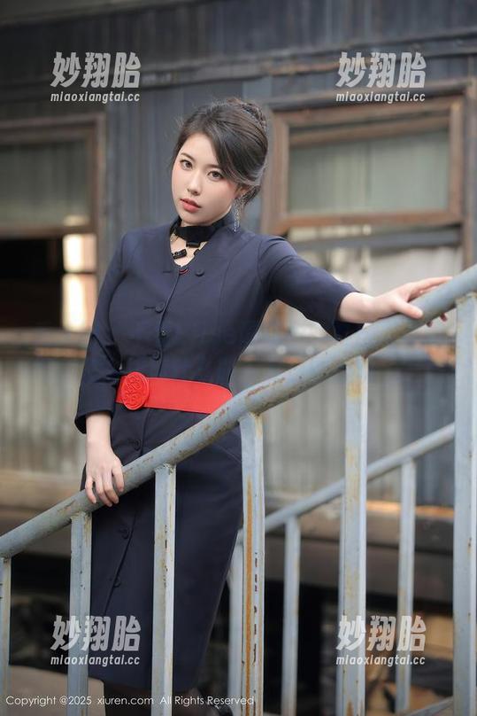 秀人网 - 不看Elise谭晓彤的夏日写真图包，怎么知道什么叫‘夏日的心动’？！