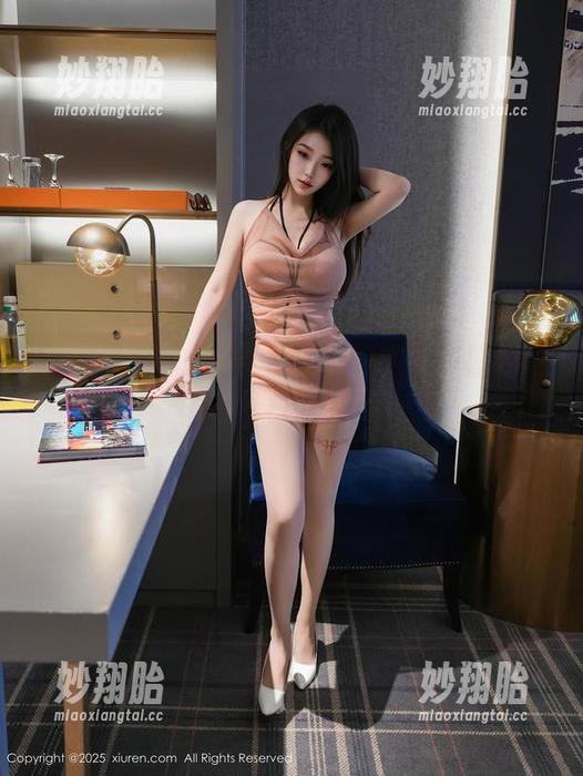 秀人网-林文文 秀人网 - 林文文的图集,轻松定制你的圣诞节日氛围!