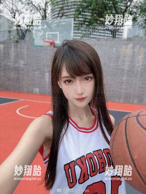 腐团儿Ikaros 图片里的腐团儿Ikaros和她的蒂雅娘全套,简直让人无法自拔!