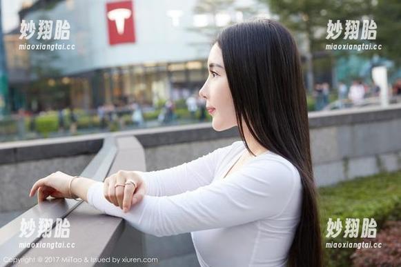 蜜桃社-伊素妍 蜜桃社 - 想知道修女的心情?看看伊素妍的高清照片,超引人入胜!