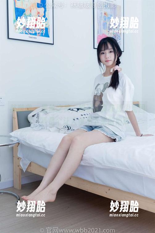 袜啵啵-奶油 袜啵啵 - 黑丝之美,奶油写真集脚尖加固款,真是个让人停不下来的陷阱