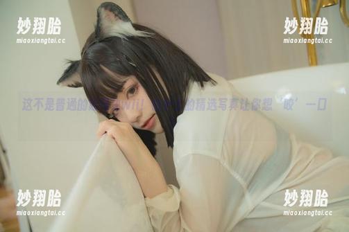 起司块wii 这不是普通的起司块wii!白护士的精选写真让你想‘咬’一口!