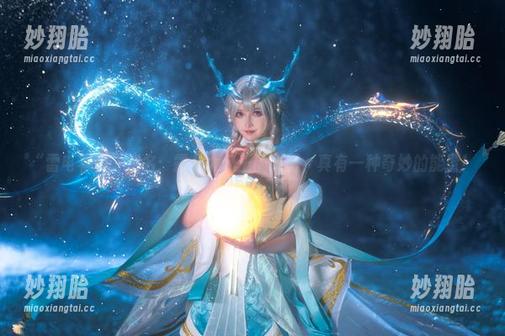 露儿大魔王 “雷电将军”别名:露儿大魔王的原图,真有一种奇妙的能量!