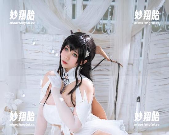 魅瞳meroko 魅瞳meroko的柴郡旗袍:写真照里藏着的俏皮与温柔