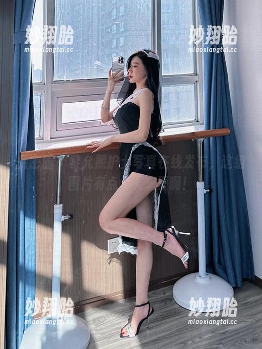 微密圈 - 黎允熙护士写真在线发布，这组图片有点令人想歪啊！